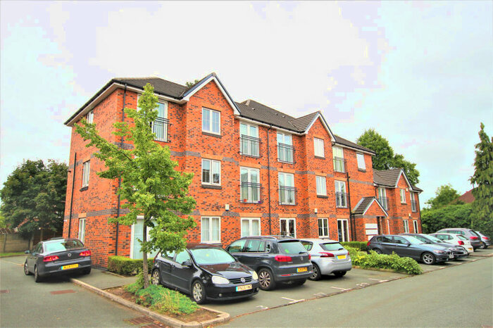 2 Bedroom Apartment To Rent In Pepper Close, Manchester, M22