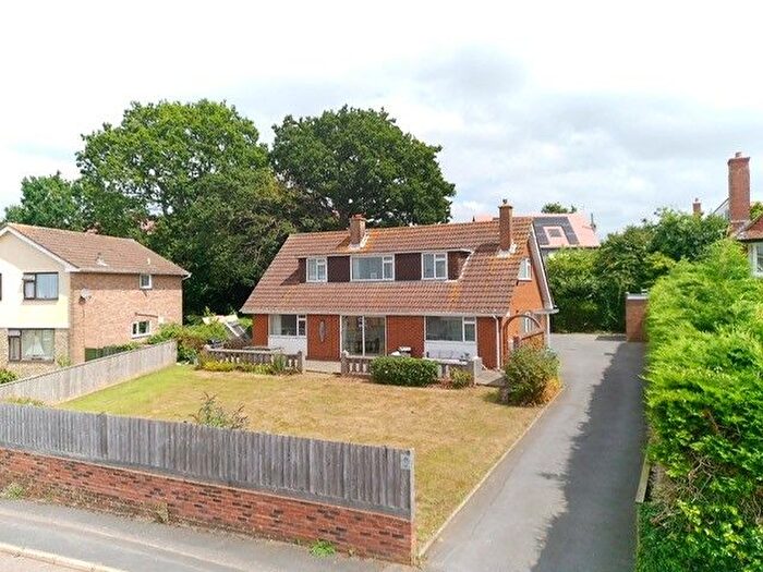 4 Bedroom Detached House To Rent In Avondale Road, Exmouth, EX8