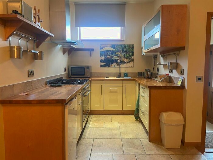 Studio To Rent In Muckleton Lane, Shawbury, Shrewsbury, SY4