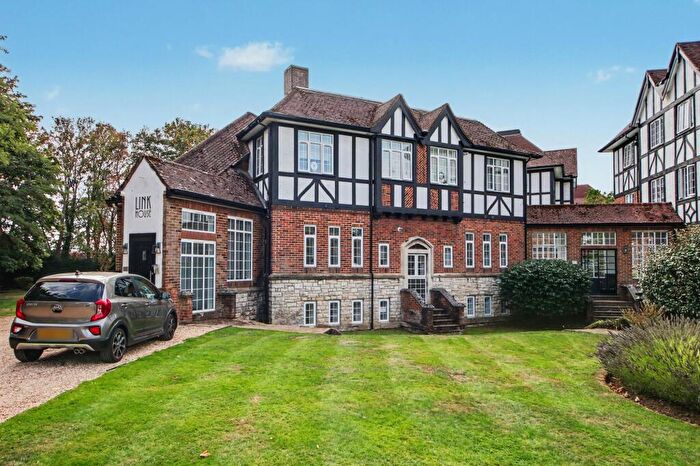 1 Bedroom Flat For Sale In Freemantle, Southampton, SO15