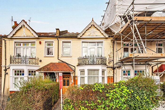 3 Bedroom Terraced House For Sale In Airedale Road, W5