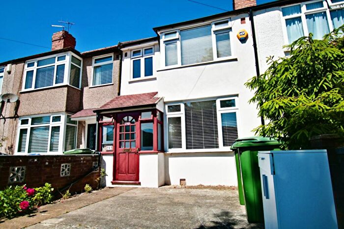 3 Bedroom Terraced House To Rent In Old Farm Avenue, Sidcup, Kent, DA15
