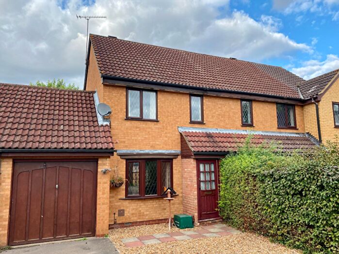 3 Bedroom Semi-Detached House To Rent In Swinford Hollow, Little Billing, Northampton, NN3
