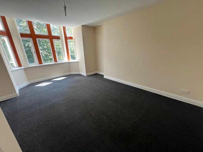 3 Bedroom Flat To Rent In Gorwyl Flats, Ogmore Vale, Bridgend, CF32