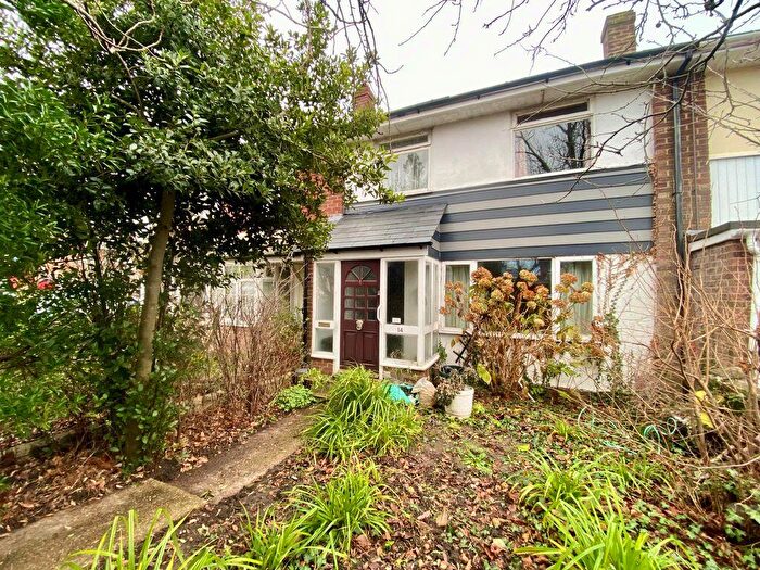 3 Bedroom Terraced House For Sale In Kennedy Avenue, Fareham, PO15