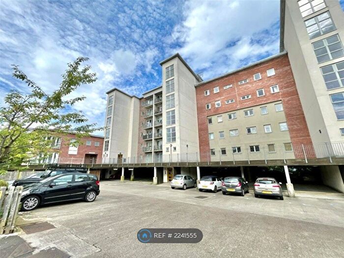 2 Bedroom Flat To Rent In North West Side, Gateshead, NE8