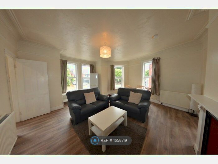1 Bedroom Flat To Rent In Victoria Road, Leeds, LS6