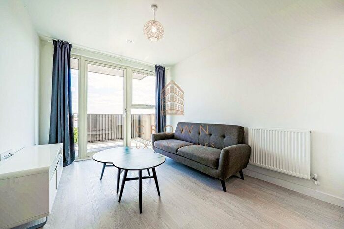 1 Bedroom Flat To Rent In Wryneck Apartments, Hendon Waterside, NW9