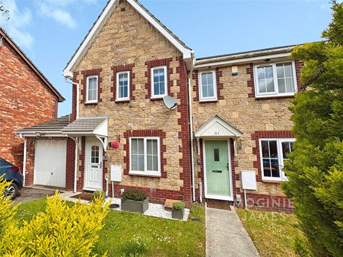 2 Bedroom Terraced House For Sale In White Avenue, Newport, NP10