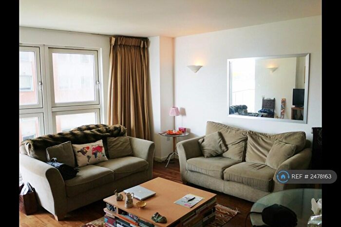 1 Bedroom Flat To Rent In Fairmont Avenue, London, E14