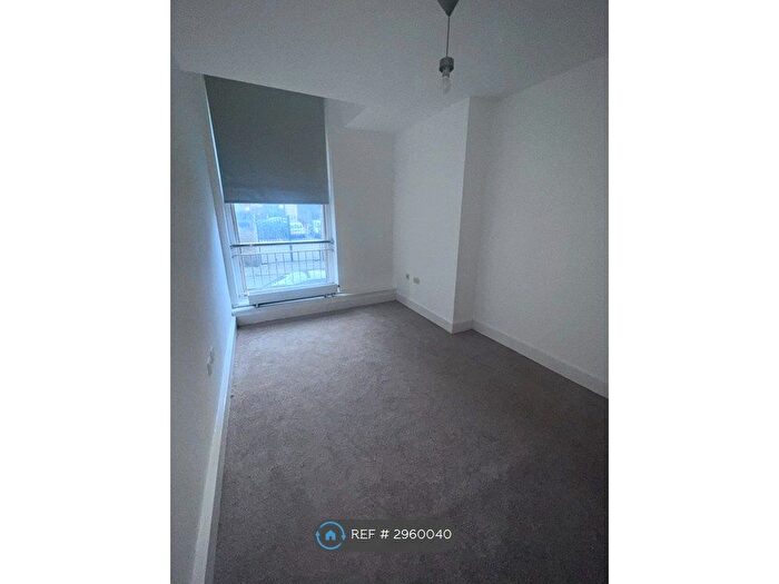 2 Bedroom Flat To Rent In Behrens Warehouse, Bradford, BD1
