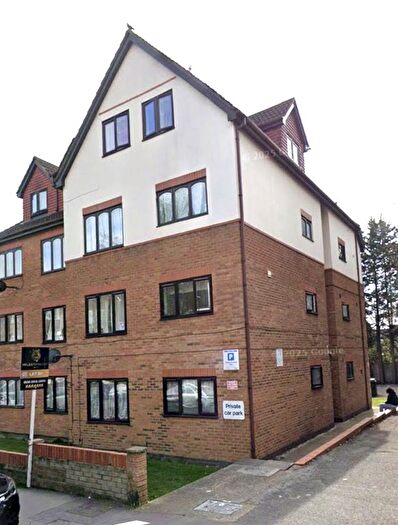 1 Bedroom Flat To Rent In Albert Road, London, SE25