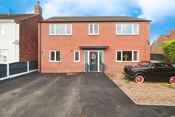 3 Bedroom Detached House For Sale In Mansfield Road, Mansfield, NG21