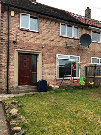 3 Bedroom Semi-Detached House To Rent In Raynel Way, Leeds, LS16