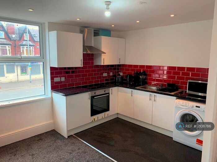 1 Bedroom Flat To Rent In Bexley View, Leeds, LS8