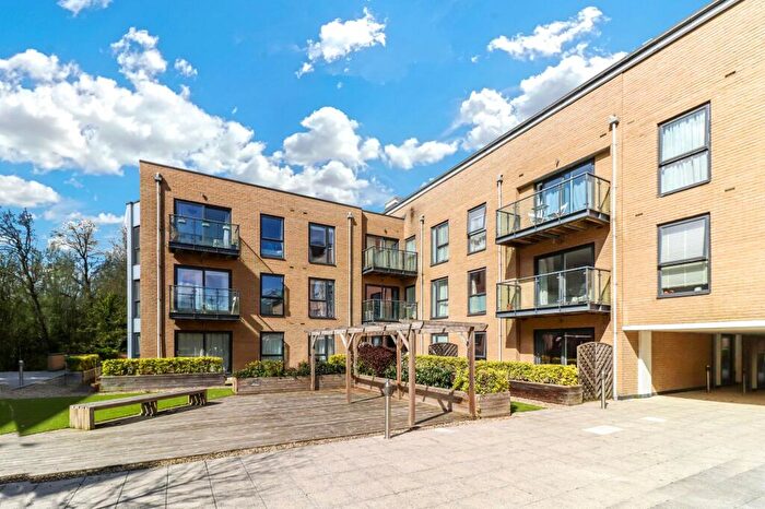 2 Bedroom Apartment To Rent In Blackwell House, The Embankment, Nash Mills Wharf, HP3