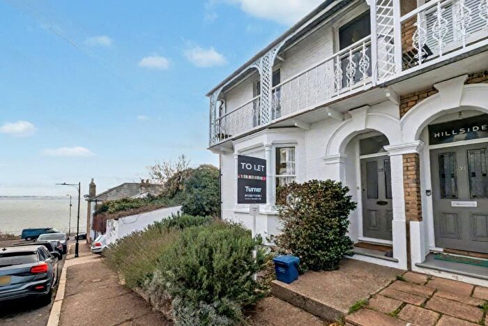 1 Bedroom Flat To Rent In Seaview Road, Leigh On Sea, Essex, SS9