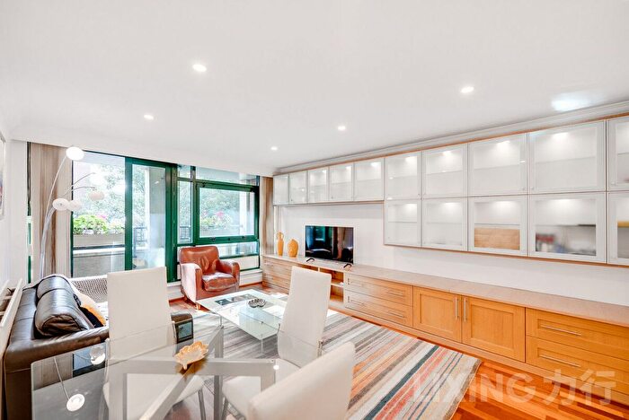 2 Bedroom Flat For Sale In Montagu House, Whitfield Street, Fitzrovia, W1T