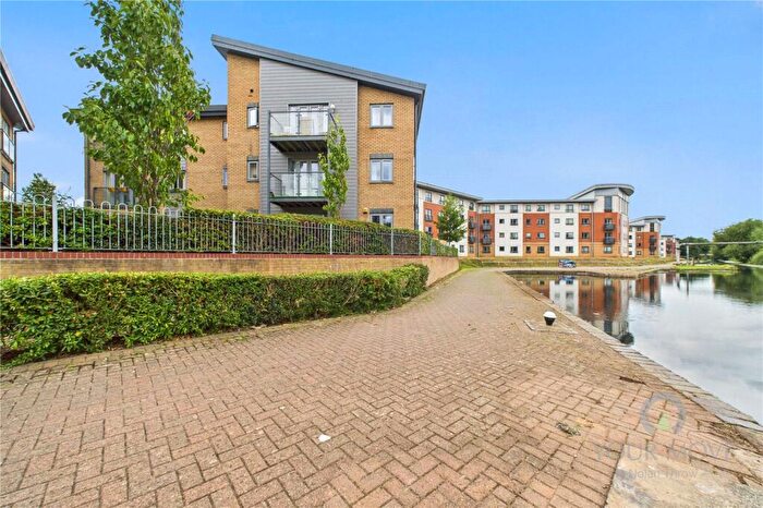 2 Bedroom Flat For Sale In Old Towcester Road, Northampton, NN4