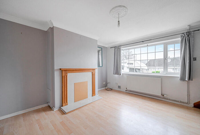 2 Bedroom Semi-Detached House For Sale In Shepherds Croft, Gloucestershire, GL5