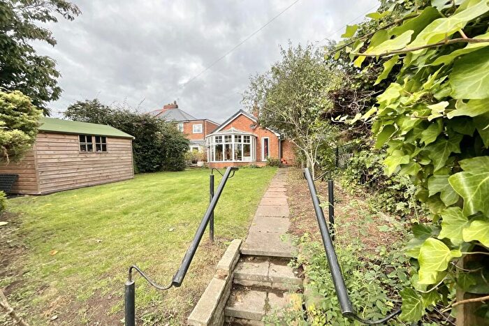 3 Bedroom Bungalow For Sale In Main Street, Ulley, Sheffield, S26