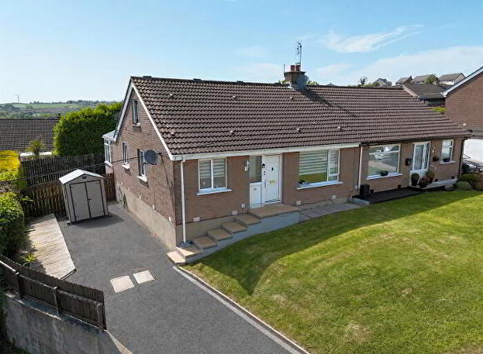 4 Bedroom Semi-detached Bungalows For Sale In Glenmount Drive, Newtownards, BT23