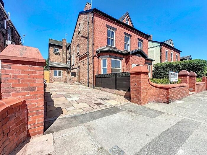 2 Bedroom Flat For Sale In Liverpool Road, Ainsdale, Southport, PR8