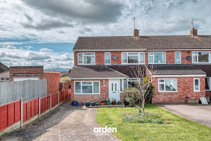 3 Bedroom End Terrace House For Sale In Ellsdon Rise, Kempsey, WR5