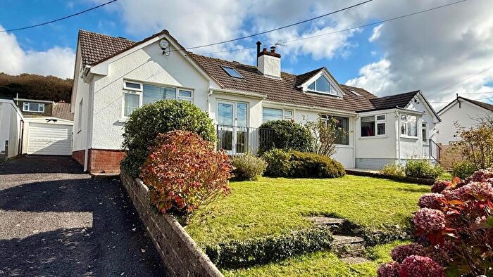 4 Bedroom Semi-Detached Bungalow For Sale In Pixie Lane, Braunton, EX33