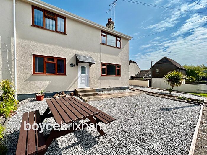 2 Bedroom Flat For Sale In Knick Knack Lane, Brixham, TQ5