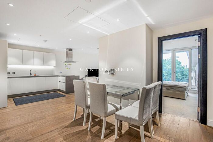 2 Bedroom Apartment For Sale In Cascade Court, Sopwith Way, London, SW11