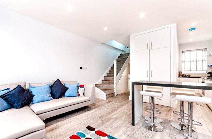 3 Bedroom Terraced House To Rent In Antrobus Road, London, W4