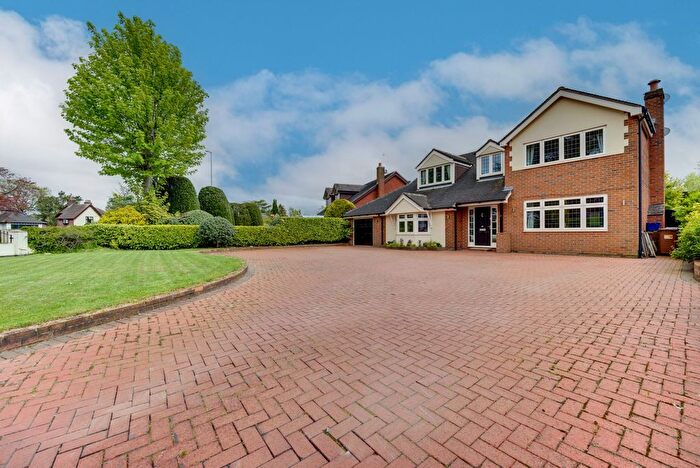 4 Bedroom Detached House For Sale In Cedar Court, Mossley, CW12