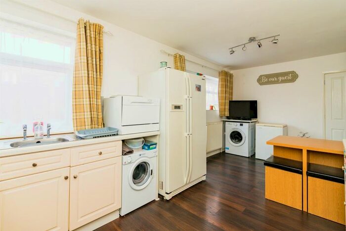 2 Bedroom Detached Bungalow For Sale In Claydon Drive, Lowestoft, NR32