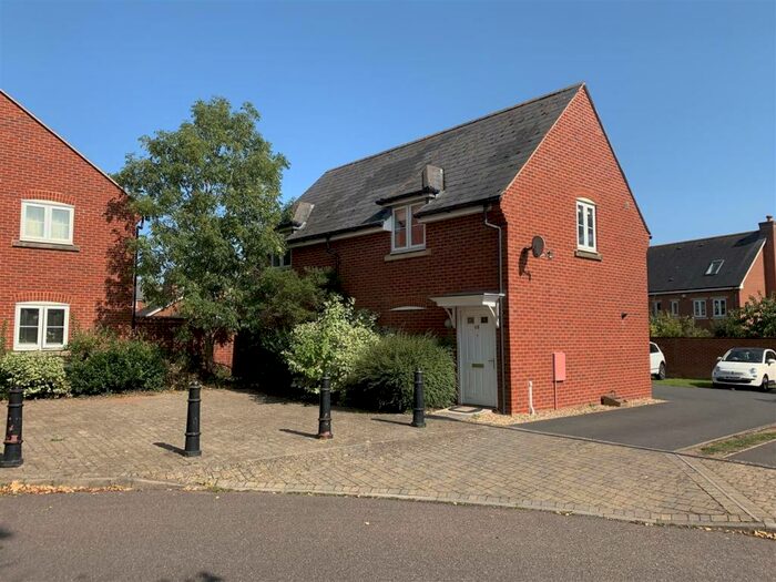 2 Bedroom Coach House To Rent In St Leonards, Exeter, EX2