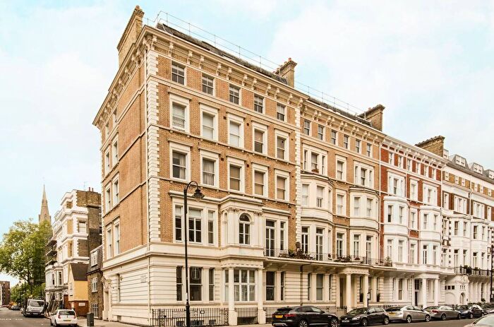 2 Bedroom Flat To Rent In Harrington Gardens, South Kensington, London, SW7