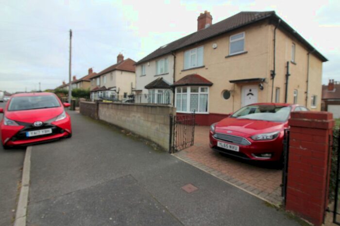 3 Bedroom Semi-Detached House To Rent In Easterly Crescent, Leeds, West Yorkshire LS8