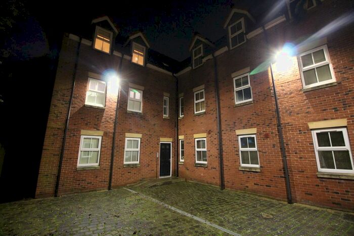 2 Bedroom Flat To Rent In Church Street, Conisbrough, Doncaster, DN12
