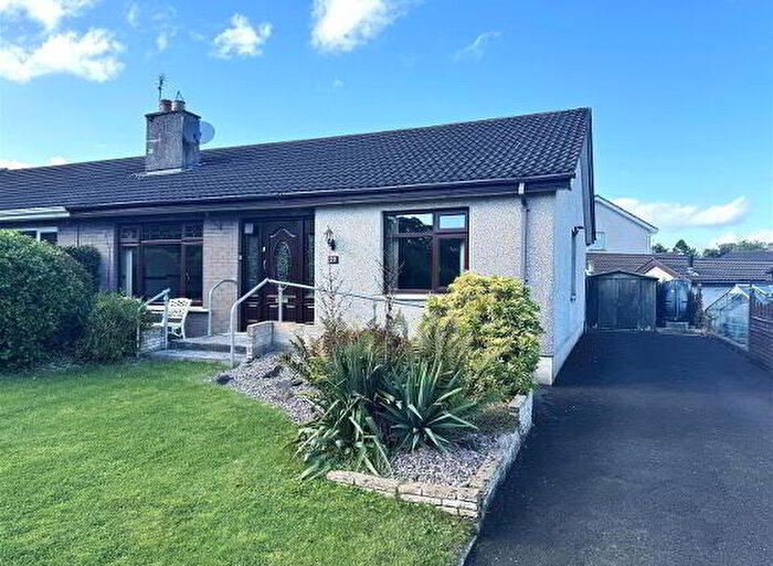 3 Bedroom Semi-Detached Bungalows For Sale In Thornleigh Avenue, Randalstown, BT41
