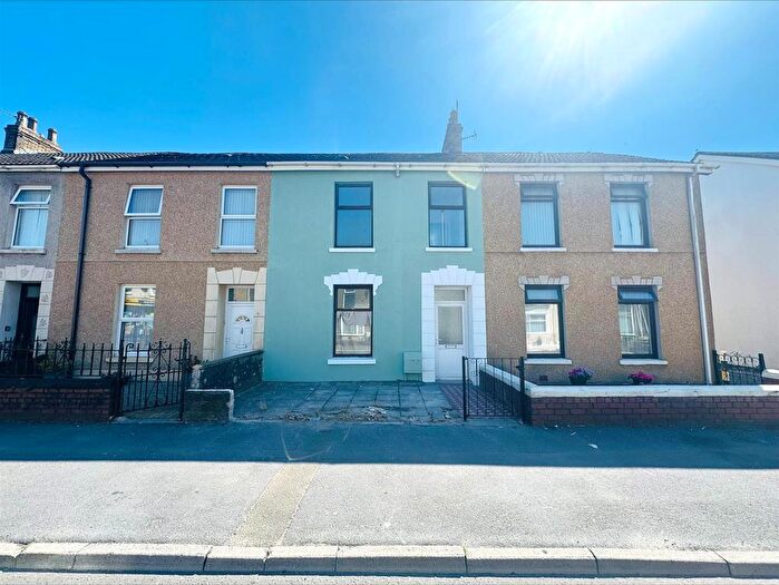 3 Bedroom Terraced House For Sale In Pembrey Road, Llanelli, SA15