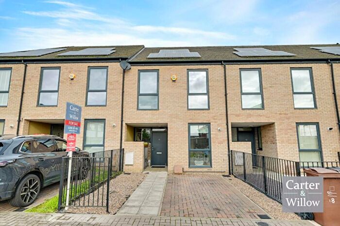 3 Bedroom Terraced House For Sale In Ypres Place, Dagenham, RM9