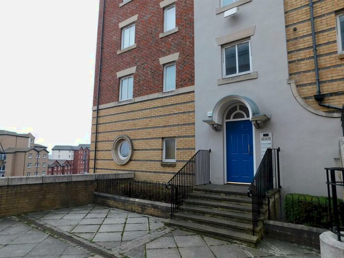 2 Bedroom Flat To Rent In Union Stairs, North Shields, NE30