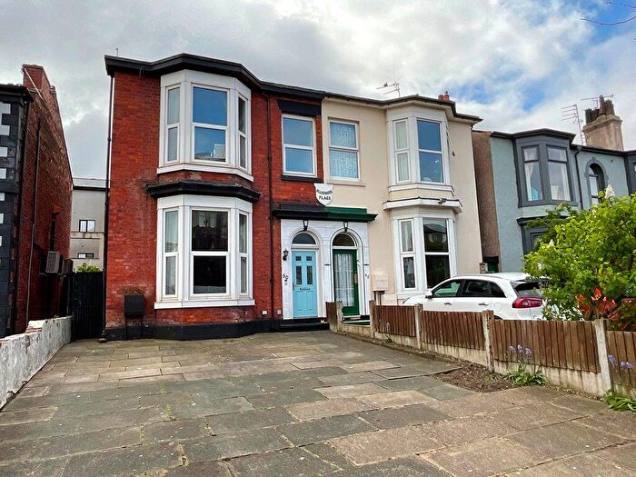 4 Bedroom Semi-Detached House For Sale In Bath Street, Southport, PR9