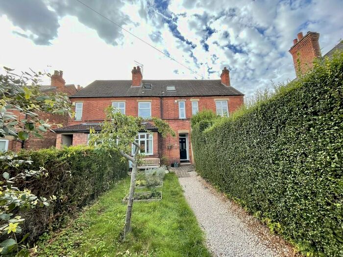 3 Bedroom Terraced House To Rent In Waverley Avenue, Gedling, Nottingham, NG4