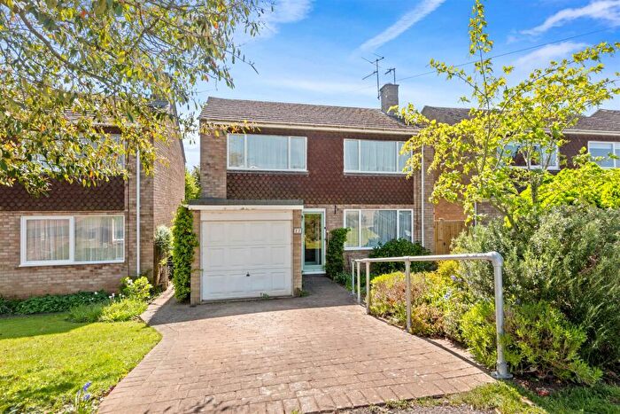 4 Bedroom Detached House For Sale In Blackthorn Road, Stratford-Upon-Avon, CV37