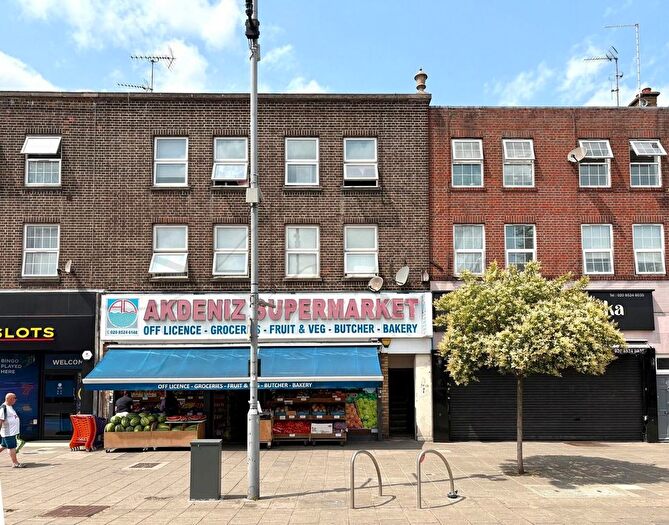 1 Bedroom Flat To Rent In Old Church Road, London, E4