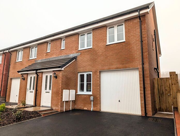 3 Bedroom Semi-Detached House To Rent In Heol Y Drudwy, Llanilid, Pontyclun, CF72