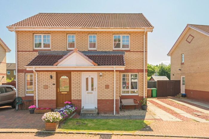 2 Bedroom Semi-Detached House For Sale In Wayfarers Drive, Dalgety Bay, KY11