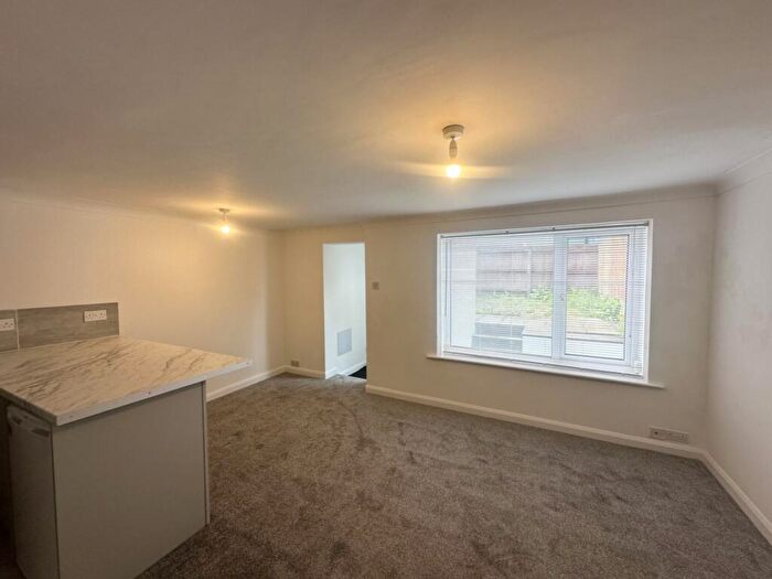 1 Bedroom Flat To Rent In Broadmead Road, Folkestone, CT19