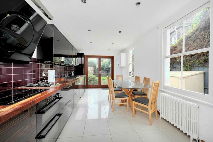 3 Bedroom House To Rent In Dunstans Road, East Dulwich, London, SE22